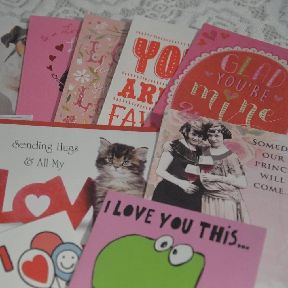 Valentines Day Cards 15 Vaeious Brand New with Envelopes
